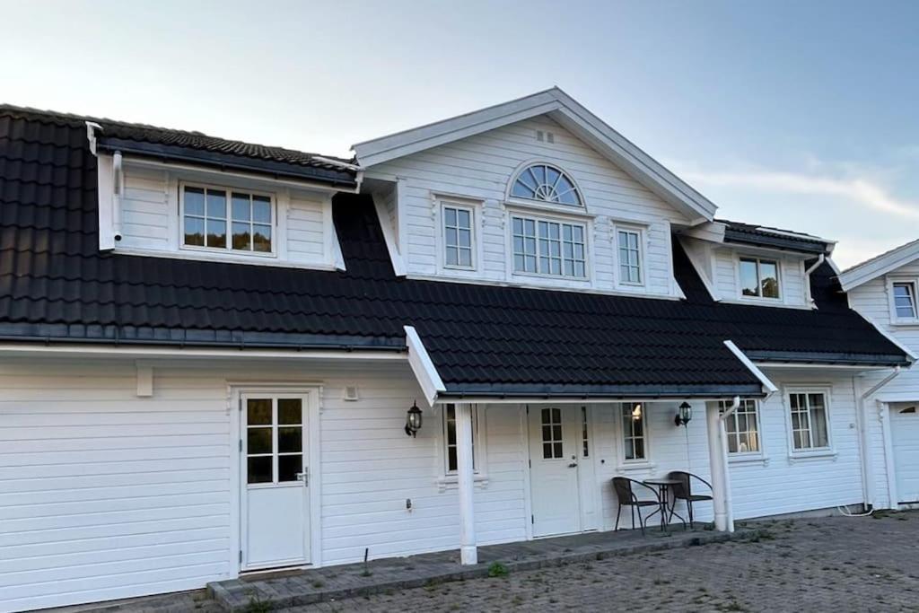 Spectacular Nature Experience At Norway'S Southern Point! Svenevik المظهر الخارجي الصورة